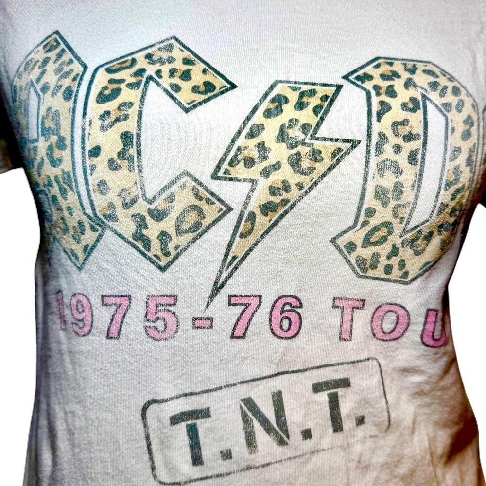 ACDC T.N.T. 1975-76 Tour Graphic T-Shirt Leopard Print White Mens Medium - Picture 2 of 9